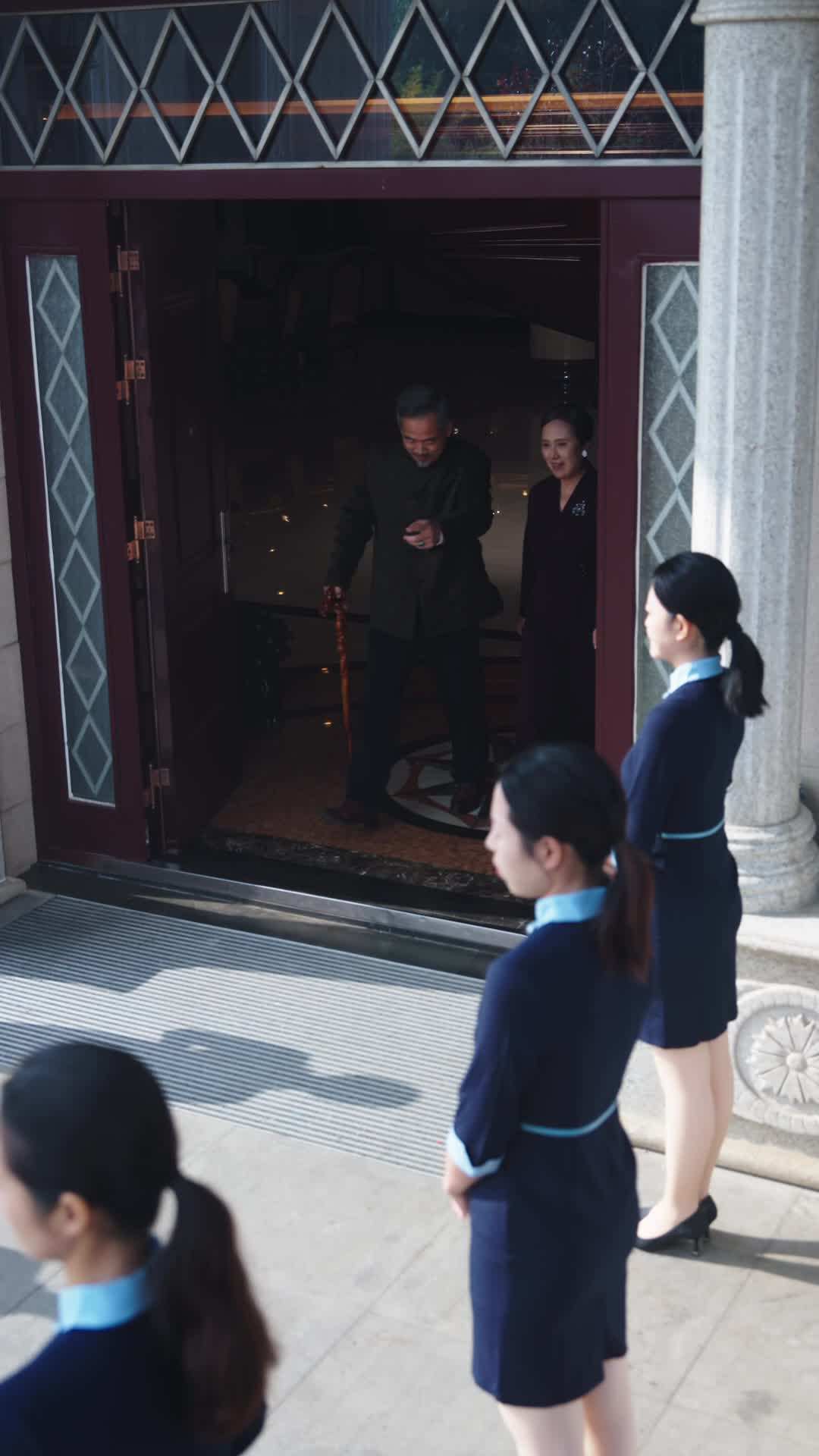 エピソード4 - 偽りの結婚、宿された運命