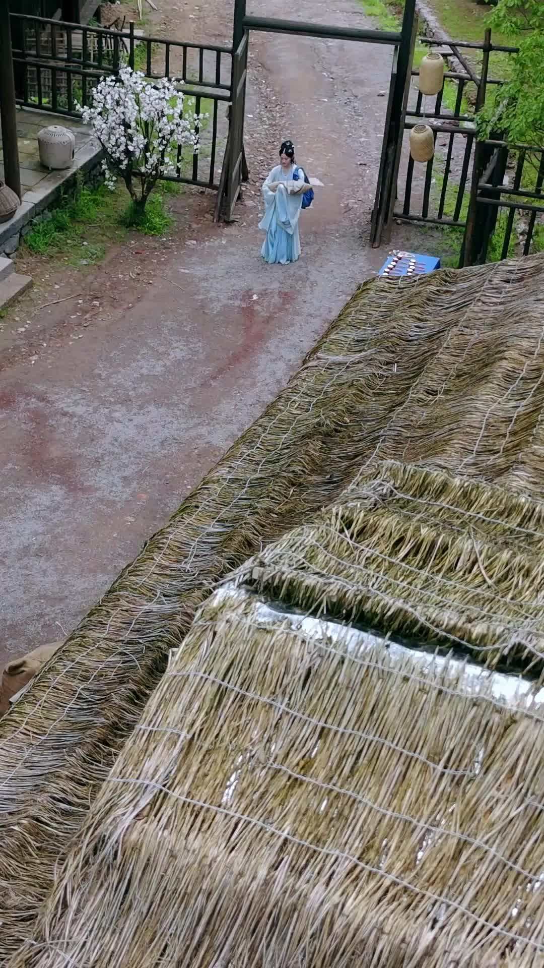 Episode 16 - The Serpent Lord Wraps Her Close