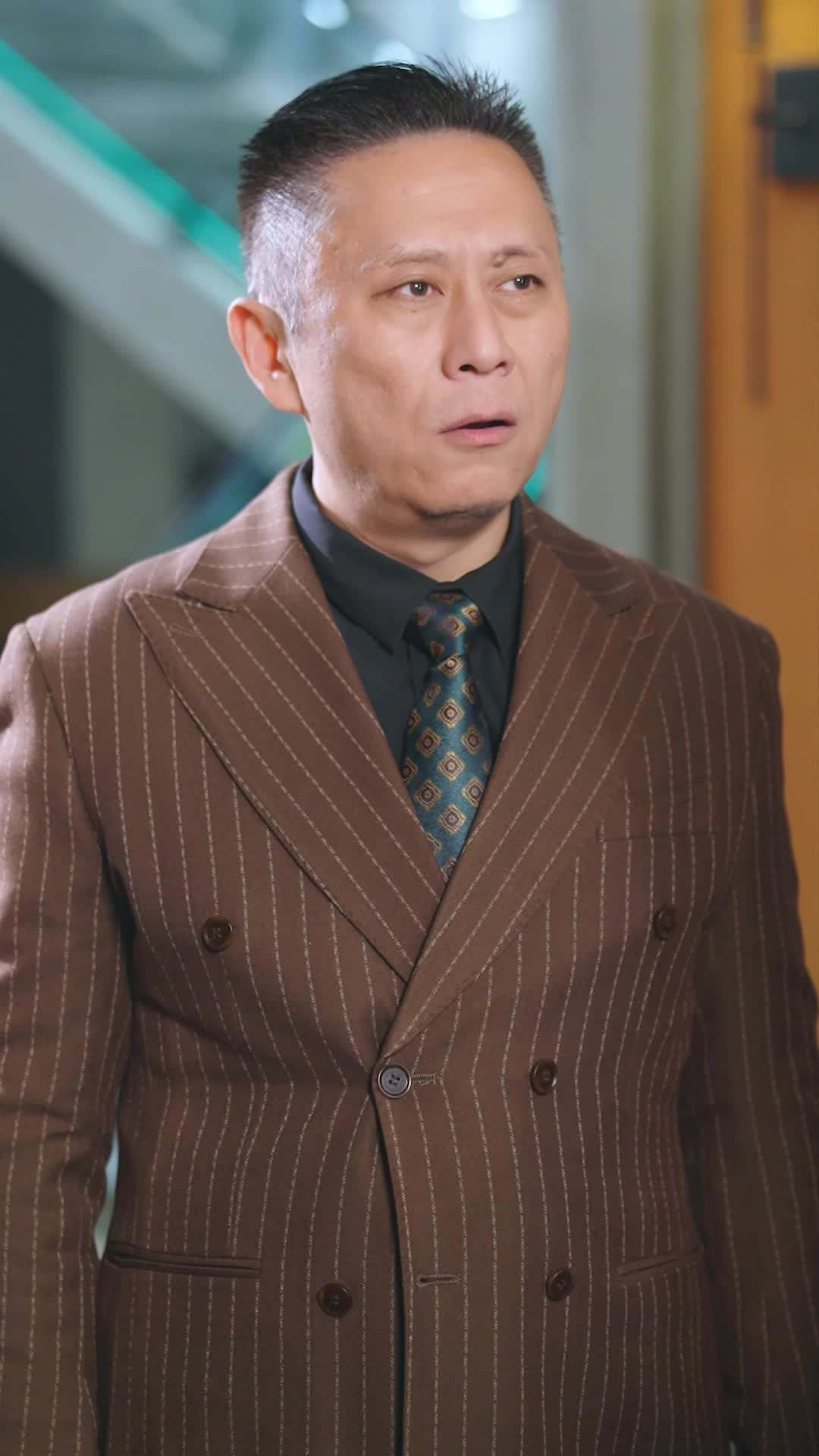 エピソード42 - 配管工から相続人、 そして秘密の彼氏