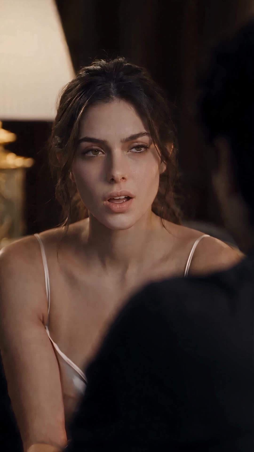 Episódio 6 - Divorciada, Casei com o Mafioso