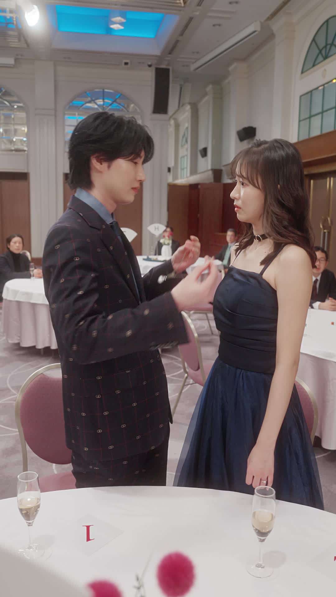 エピソード58 - ホームレス婚 彼の正体は億万長者!?