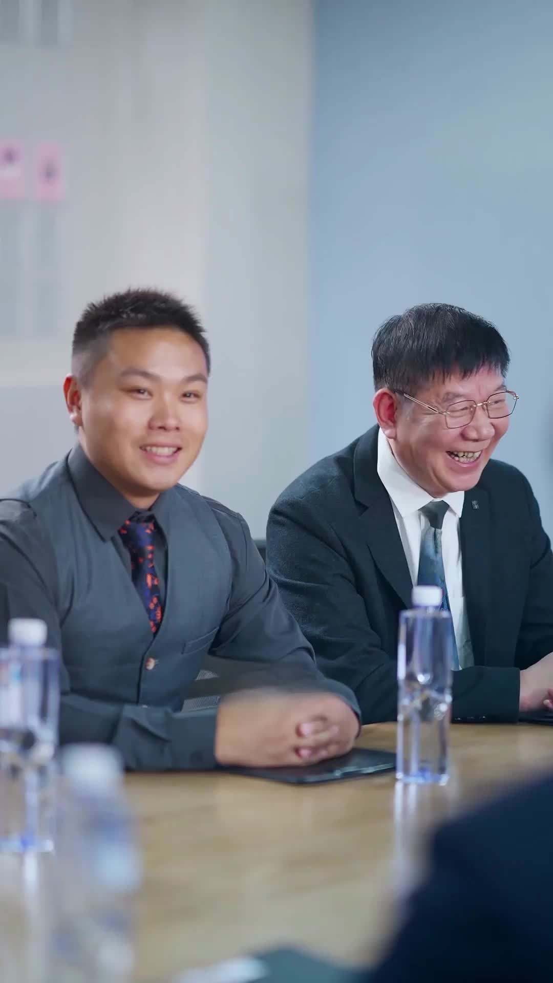 에피소드 54 - 나의 억만장자 경비원 아빠