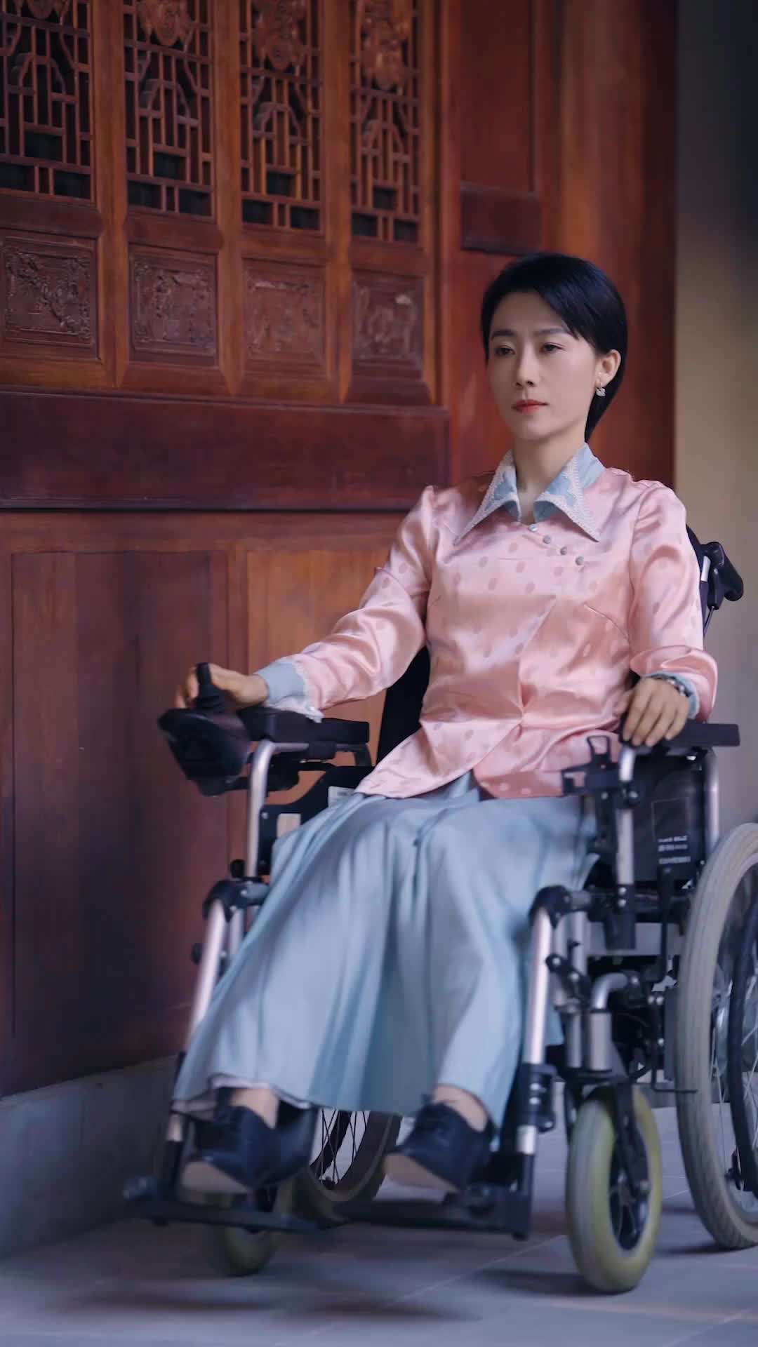 에피소드 15 - 가문의 자랑: 무성의 귀환