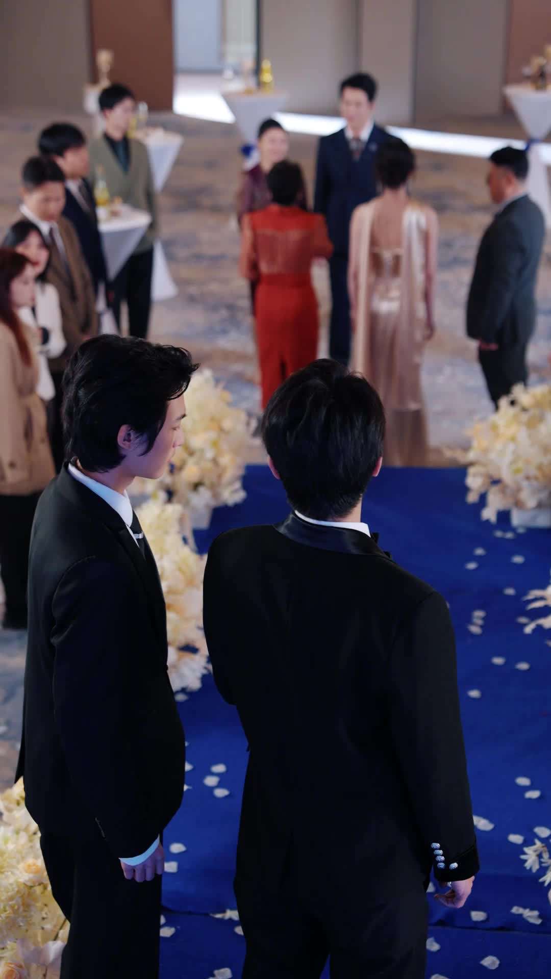 エピソード12 - 試着室で崩れた私の結婚生活
