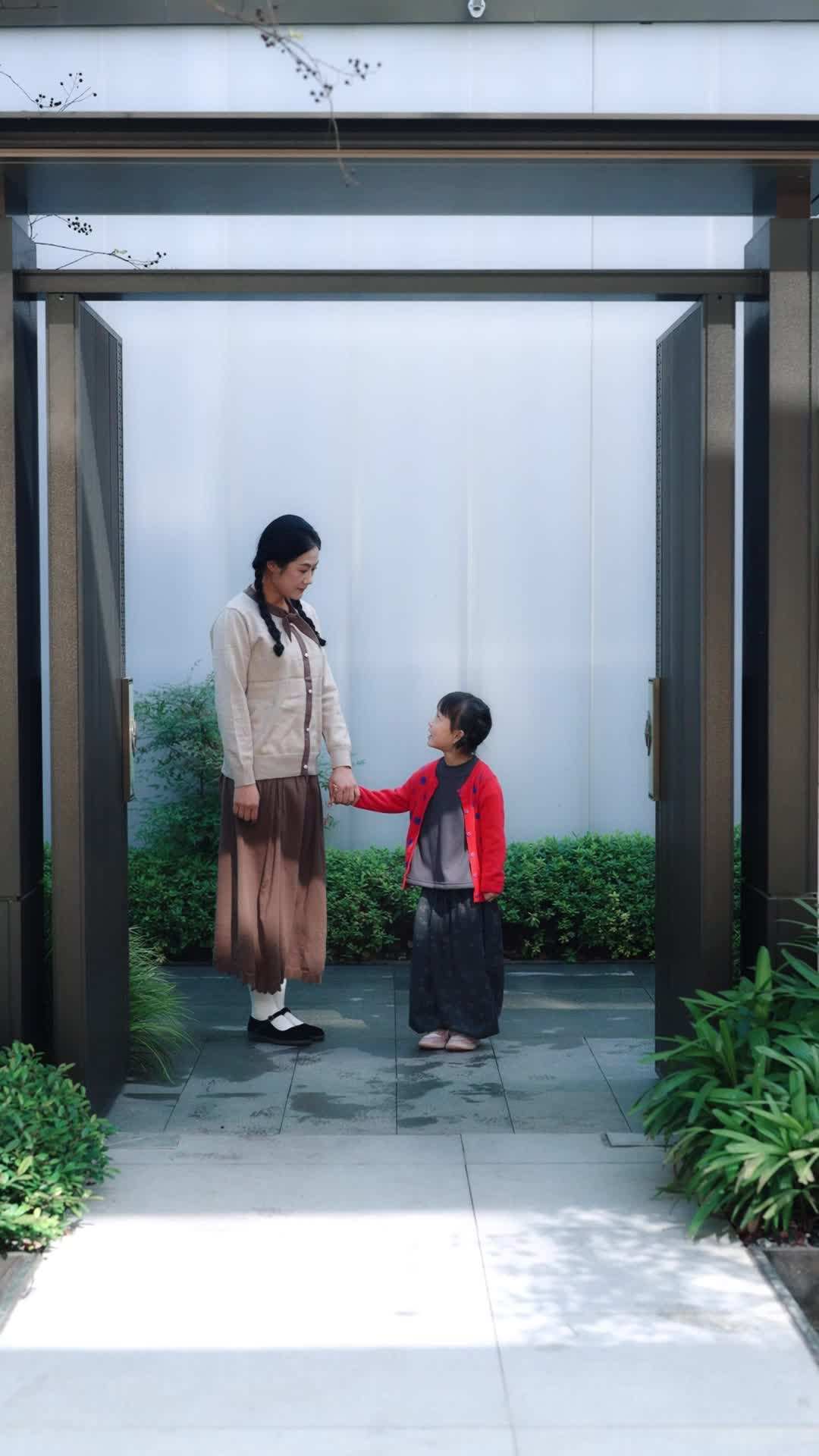 ตอน61-ภาพยนตร์ อย่ามายุ่งกับฉัน รู้ไหมใครหนุนหลัง เต็มเรื่อง