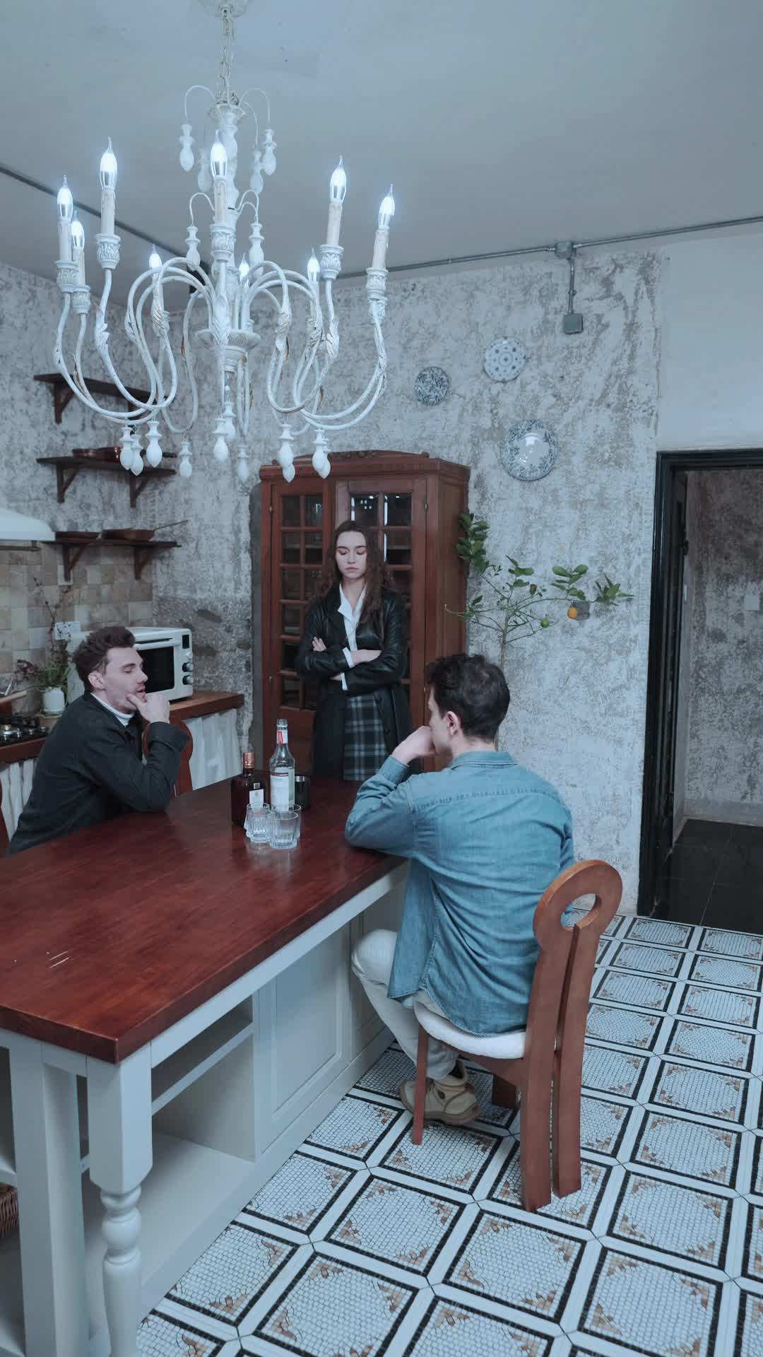 Episode 6 - Faded threads