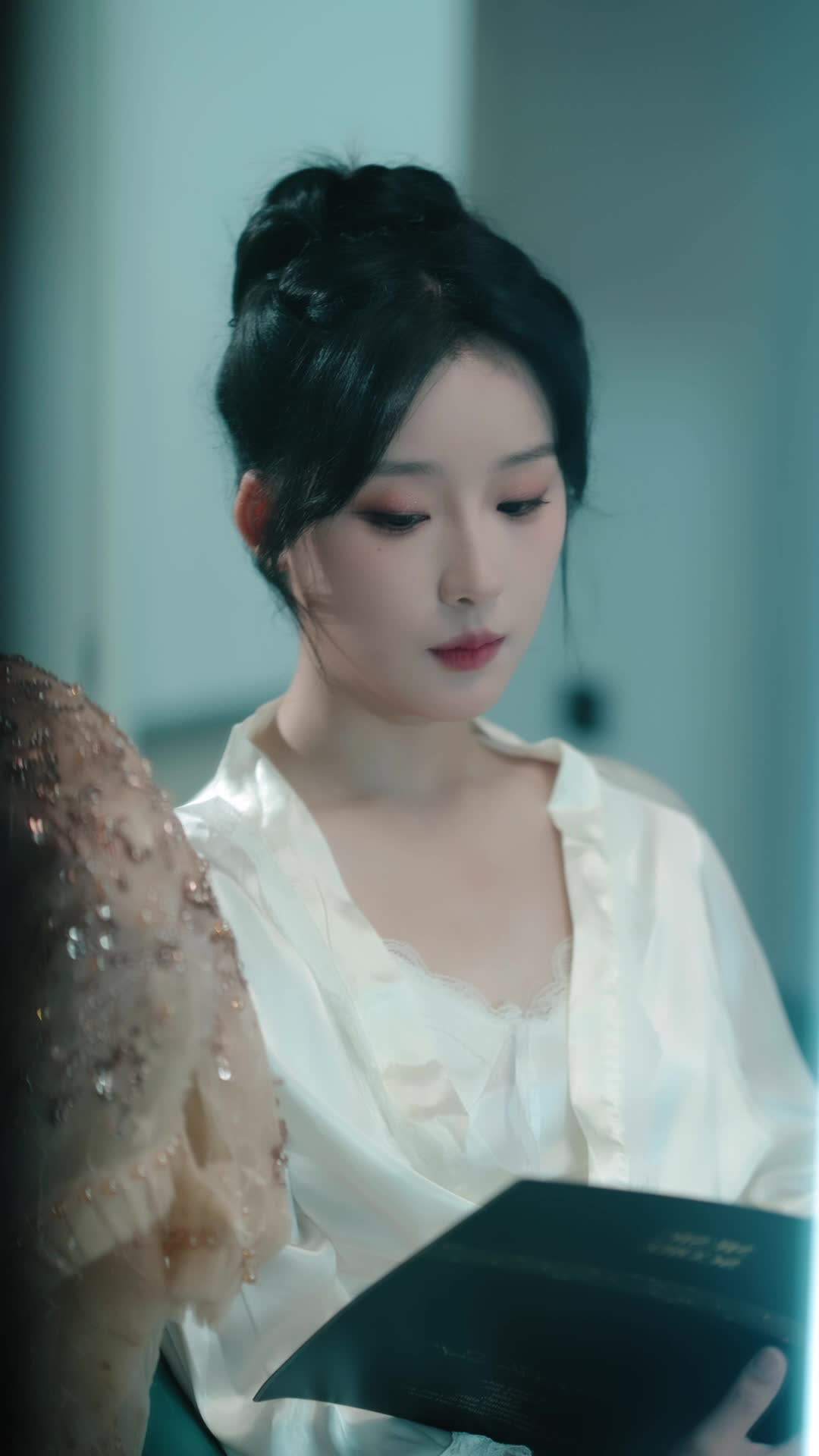 Episode 11 - The Real Heiress Returns