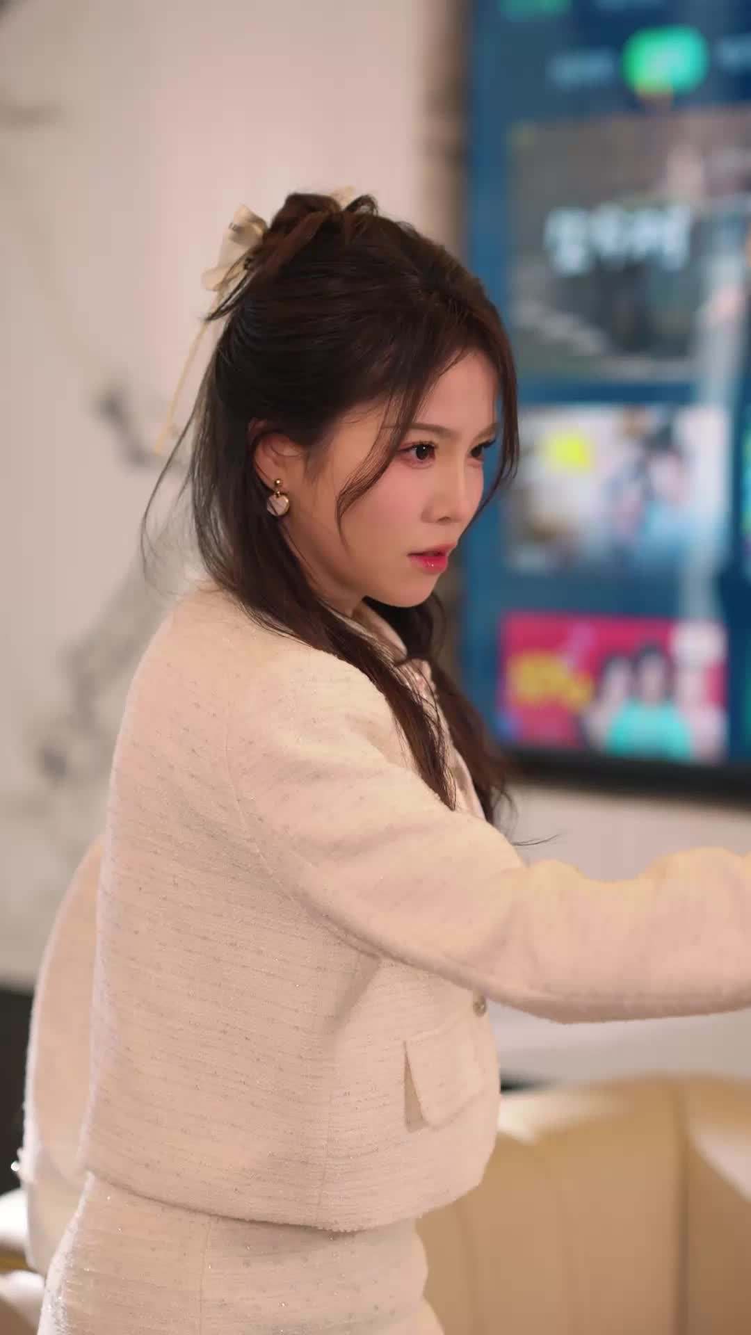 第63集 - 笨女出獄：豪門老公從天降