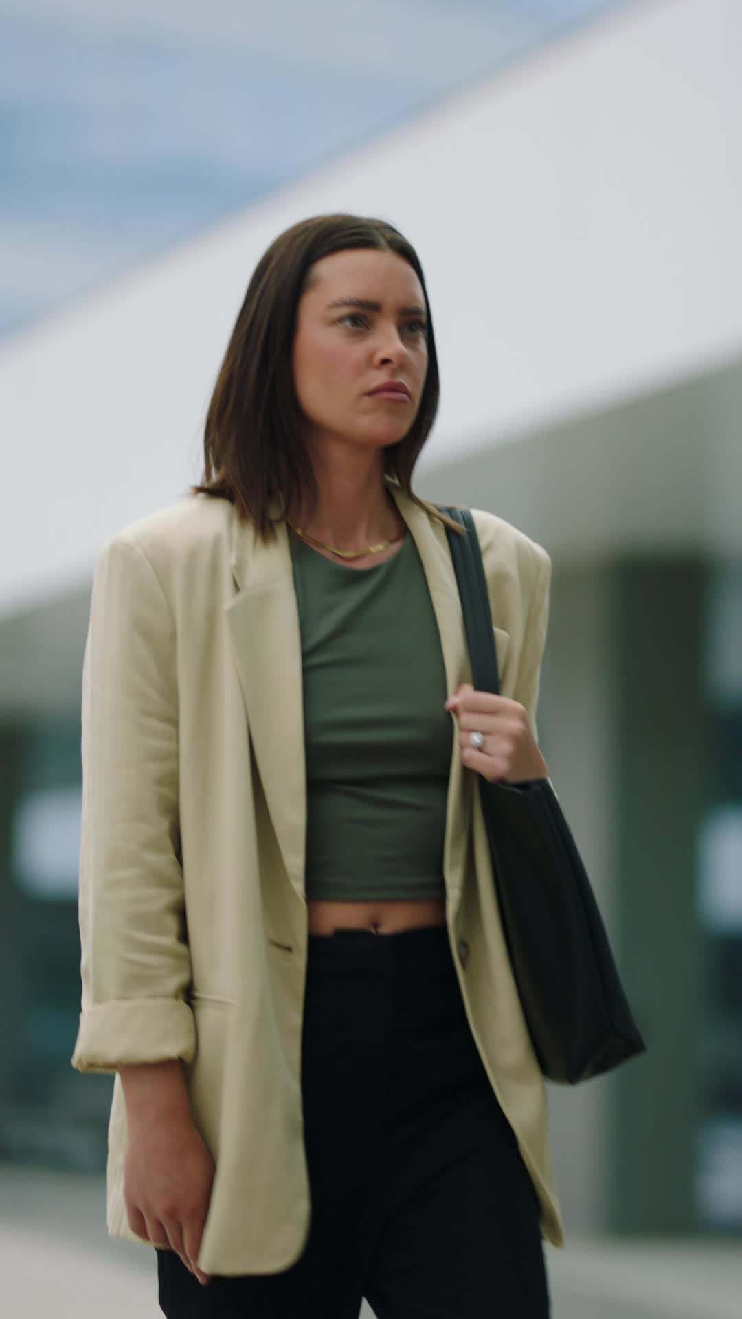 Episode 6 - Back Off! I'm the Real Mrs. CEO