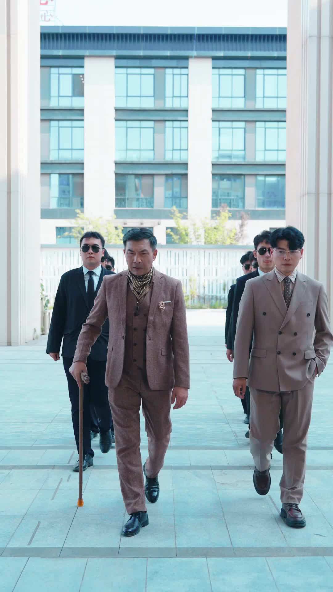 Episode 1 - Rise of Power: Dad, Your Son Comes Back