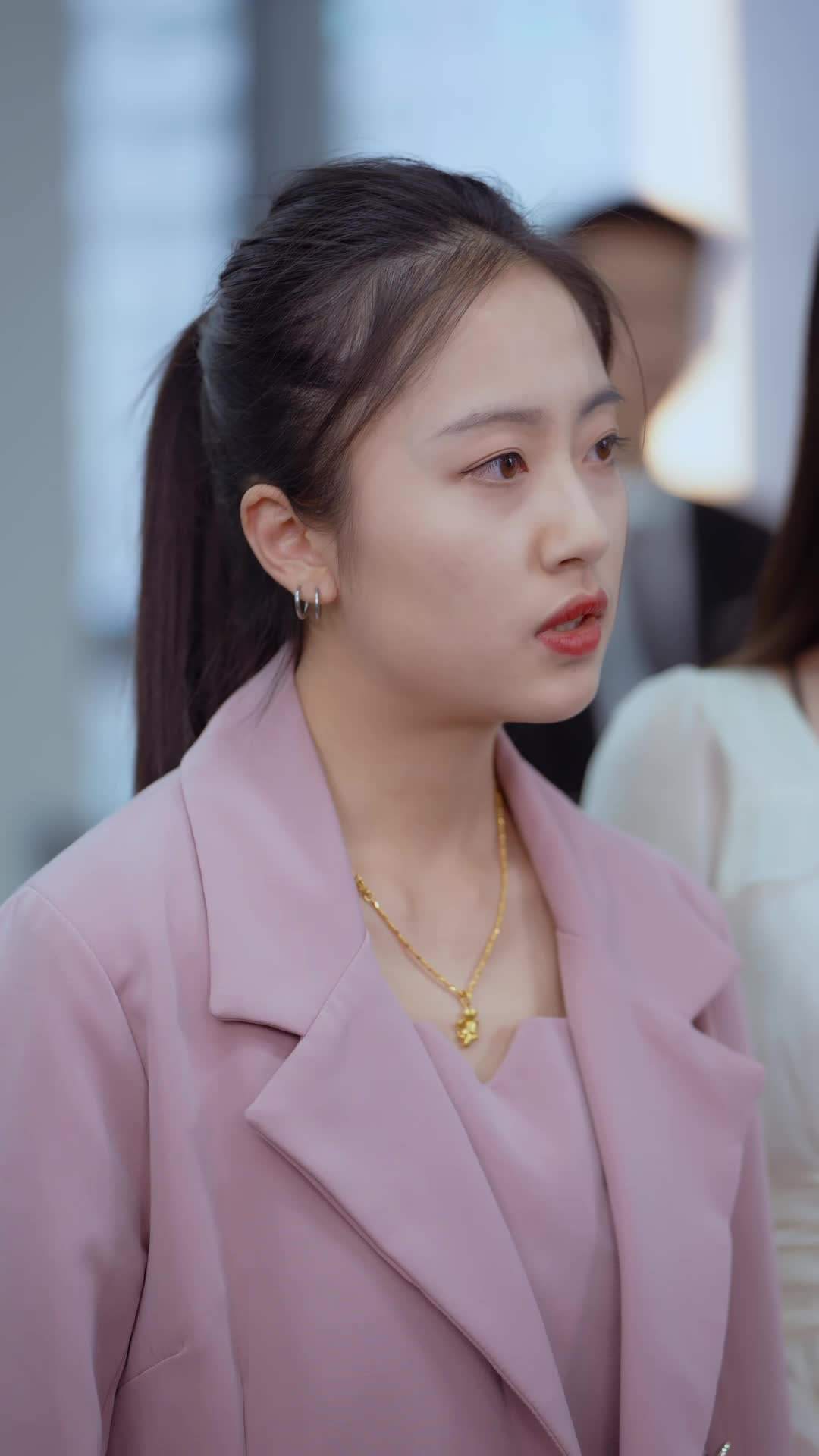 Episode 30 - The Heiress's Regret: Spoiled by Her Three Brothers