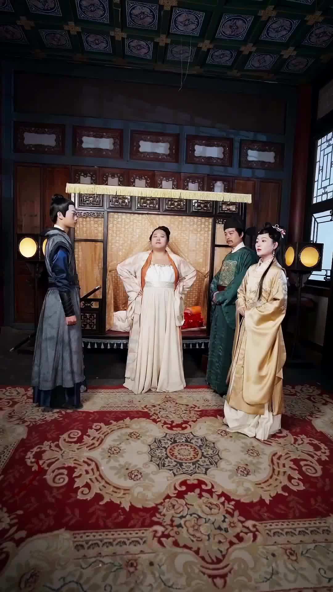 에피소드 9 - 뚱뚱한 아내로 타임슬립: 뚱보 왕비마마의 역전
