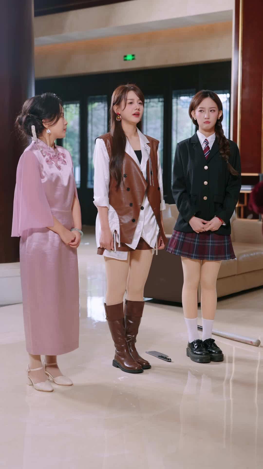 エピソード34 - 悪役退散!真の令嬢はバックが最強