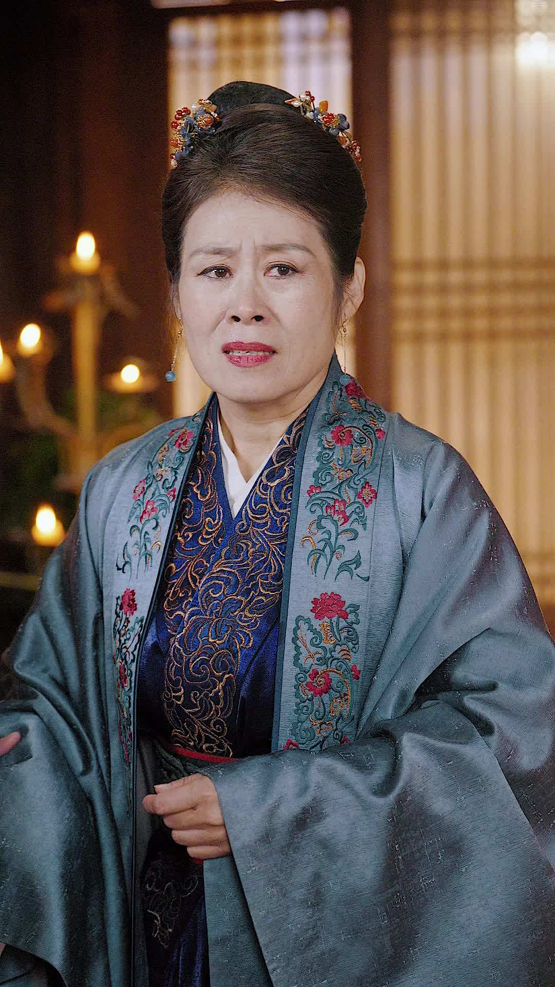 Episode 6 - Ex Left for Gold, She Married the Throne