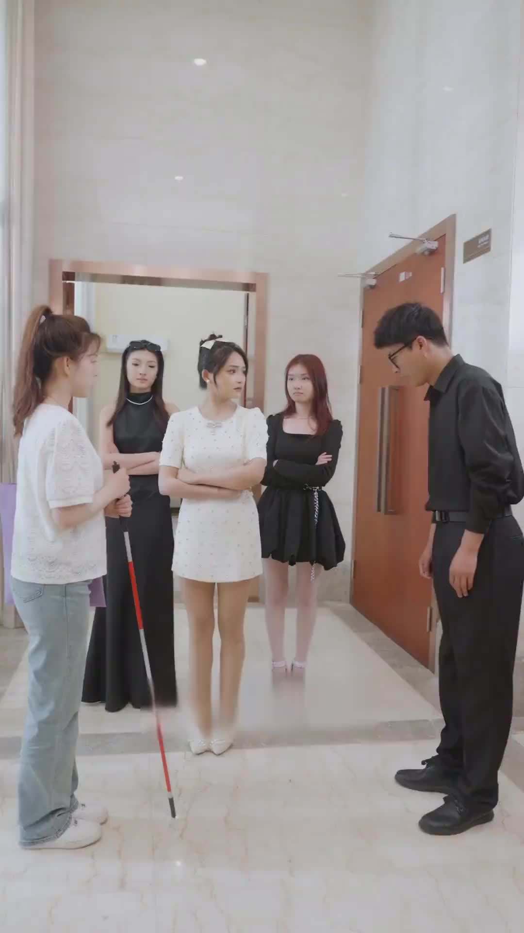 Episode 14 - Blind Heiress
