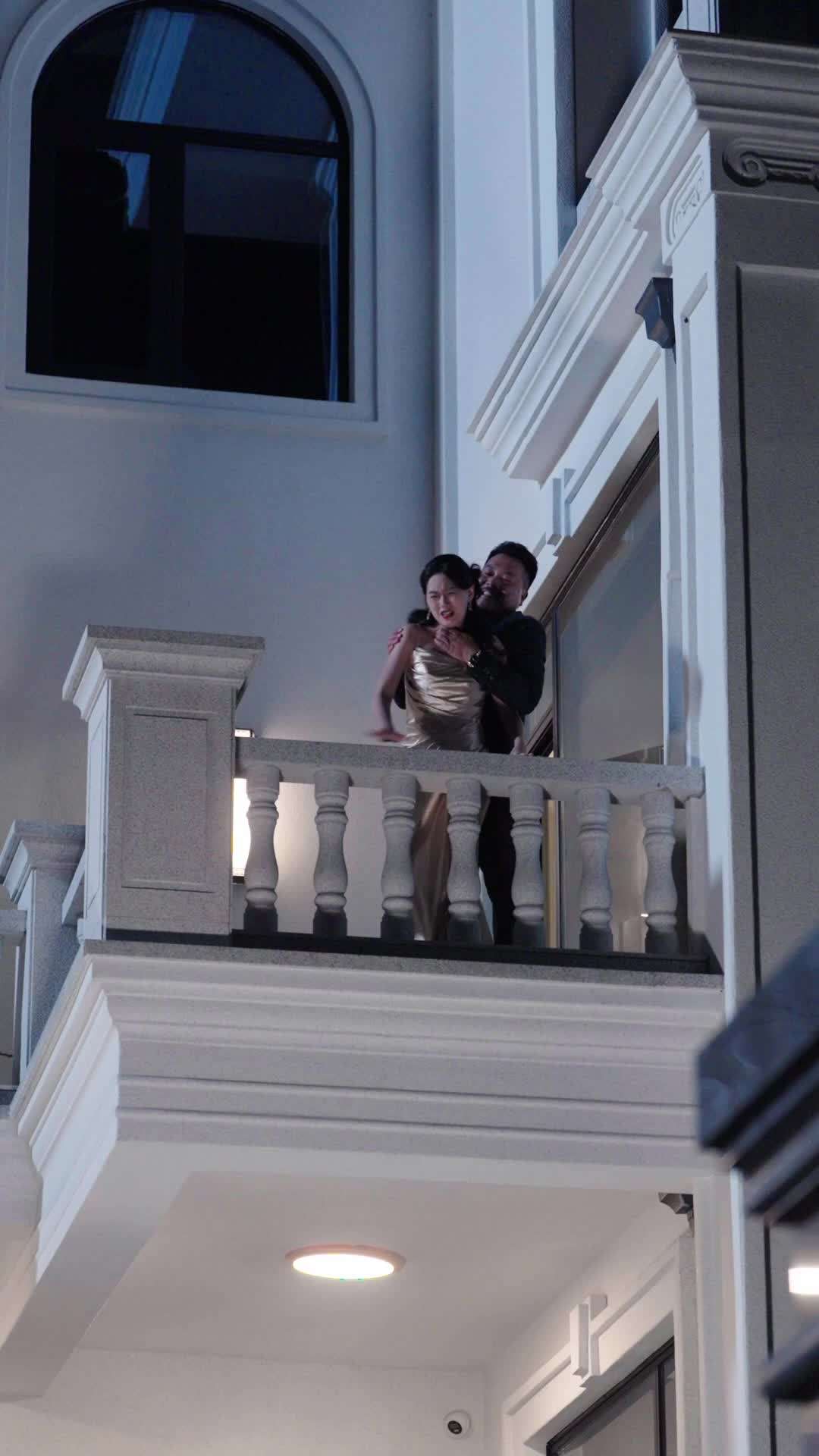 Episode 7 - The Real Heiress in the Shadows