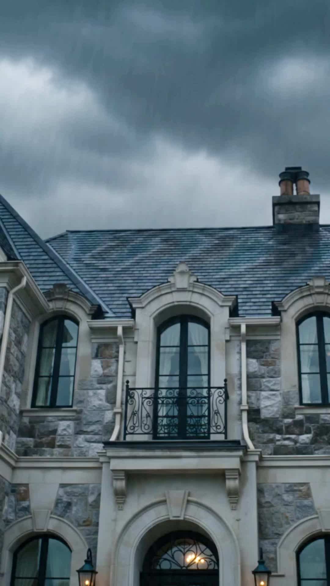 Épisode 1 - Mon Mari, le Maître de la Ville