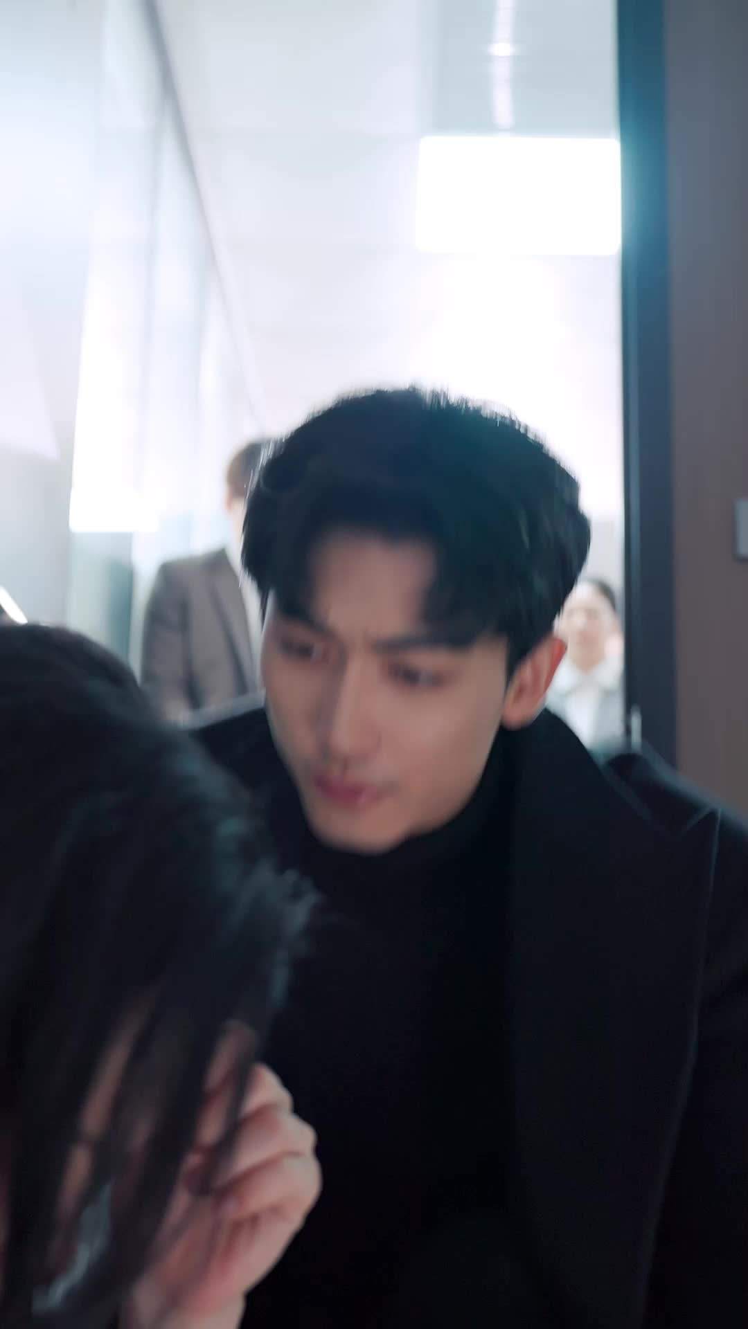 에피소드 43 - 이별하고 깨어난 시스템: 여성을 돕고 벼락부자 되기