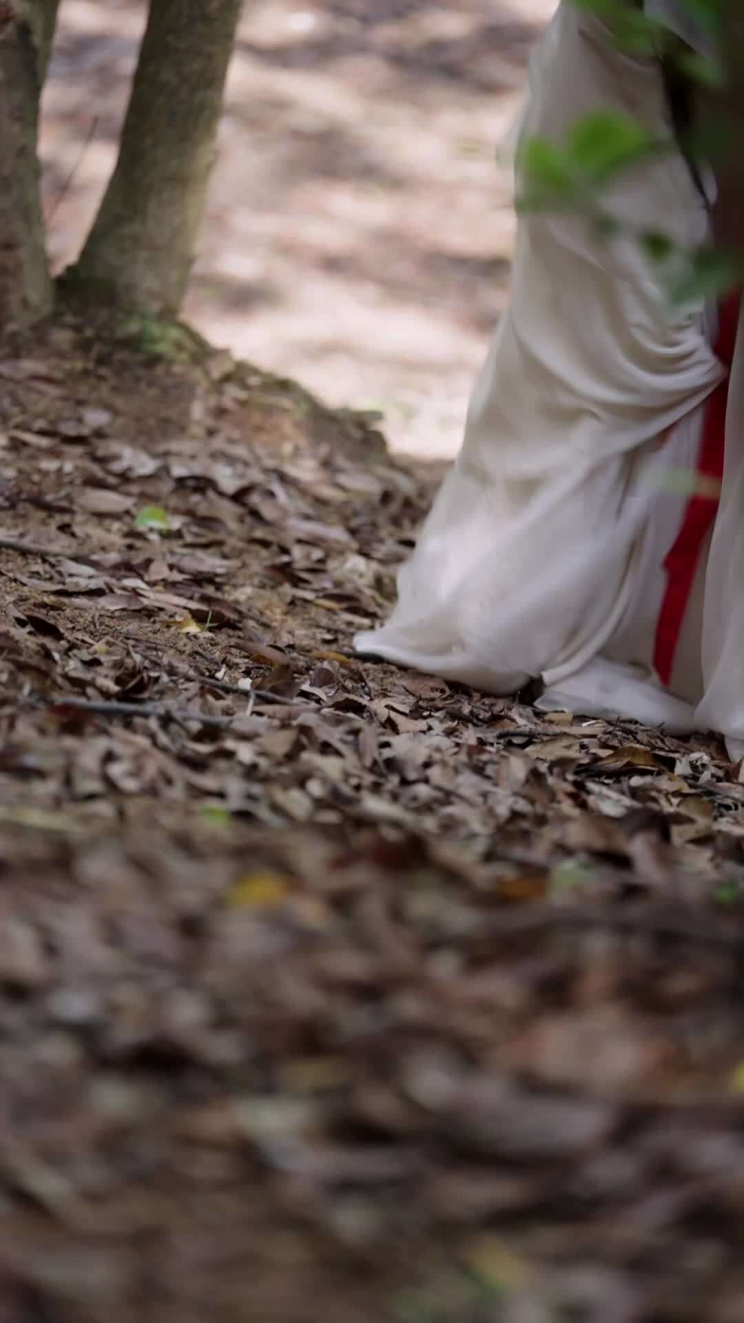 Episode 50 - The Bride Hides a Crown No One Sees