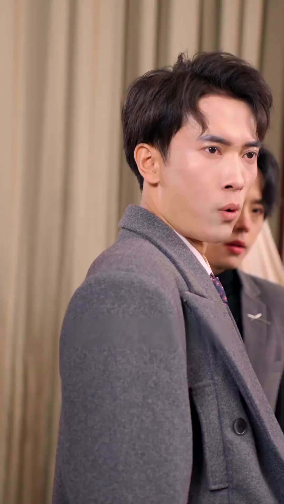 에피소드 27 - 쓰레기 남친을 버린 후, 세 시스콤 오빠를 찾았다