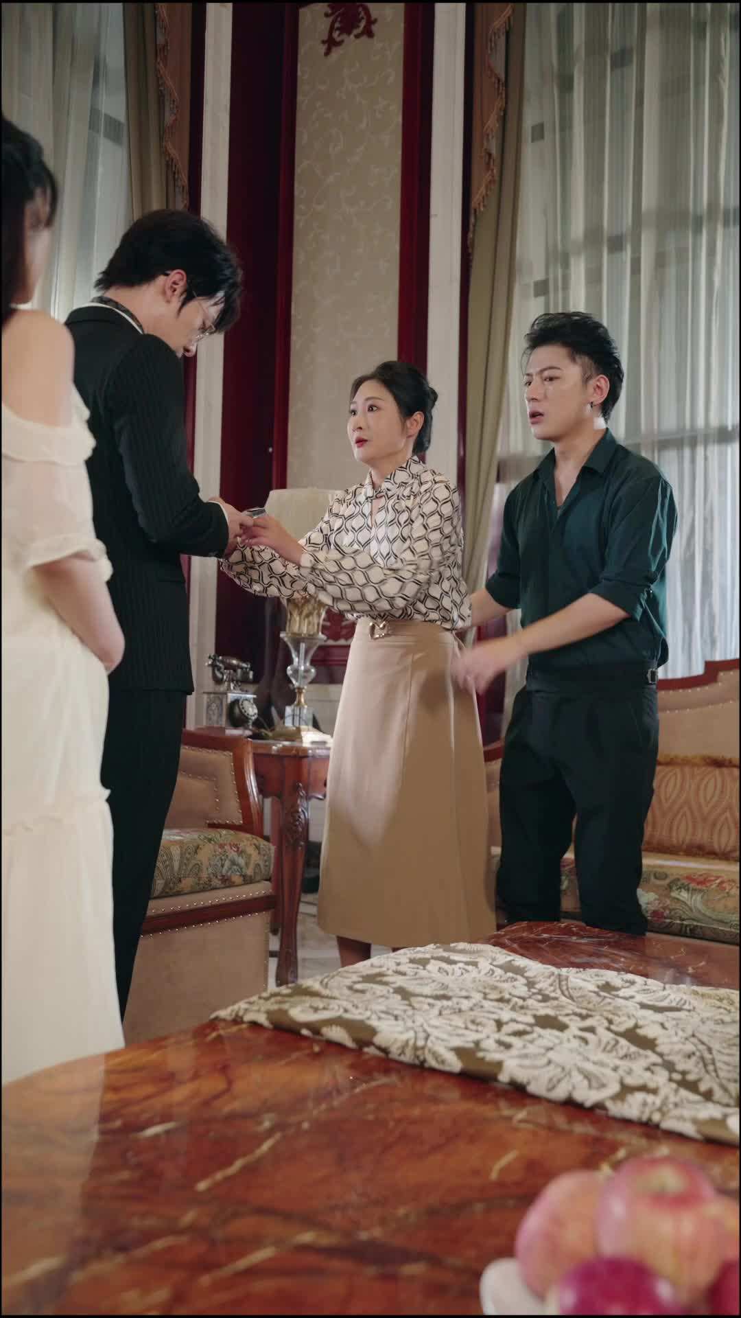 エピソード95 - 今度元夫のイケメン叔父と結婚することに？！