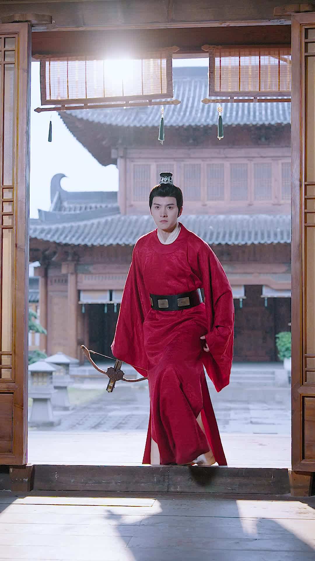 Episode 8 - Ex Left for Gold, She Married the Throne