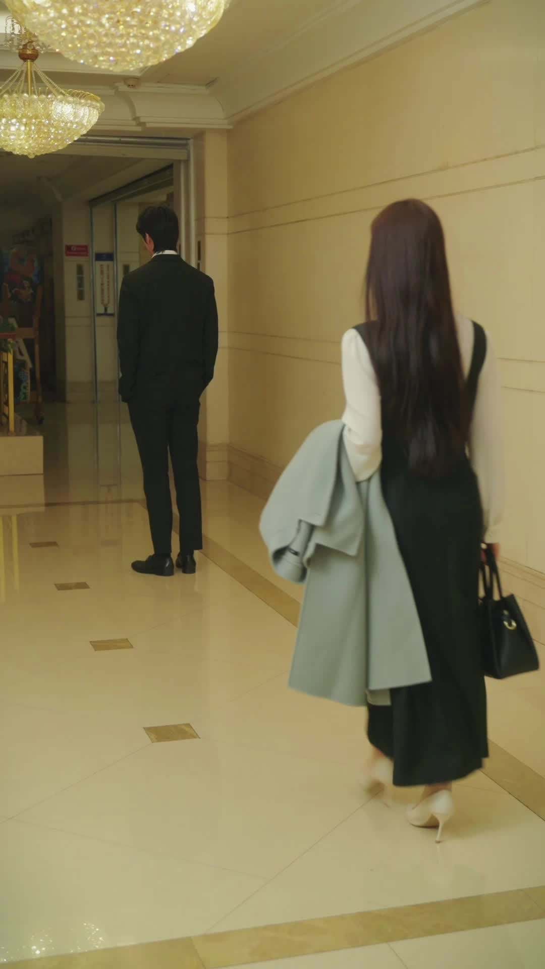 Episode 40 - My CEO Dad Chasing My Mom Back