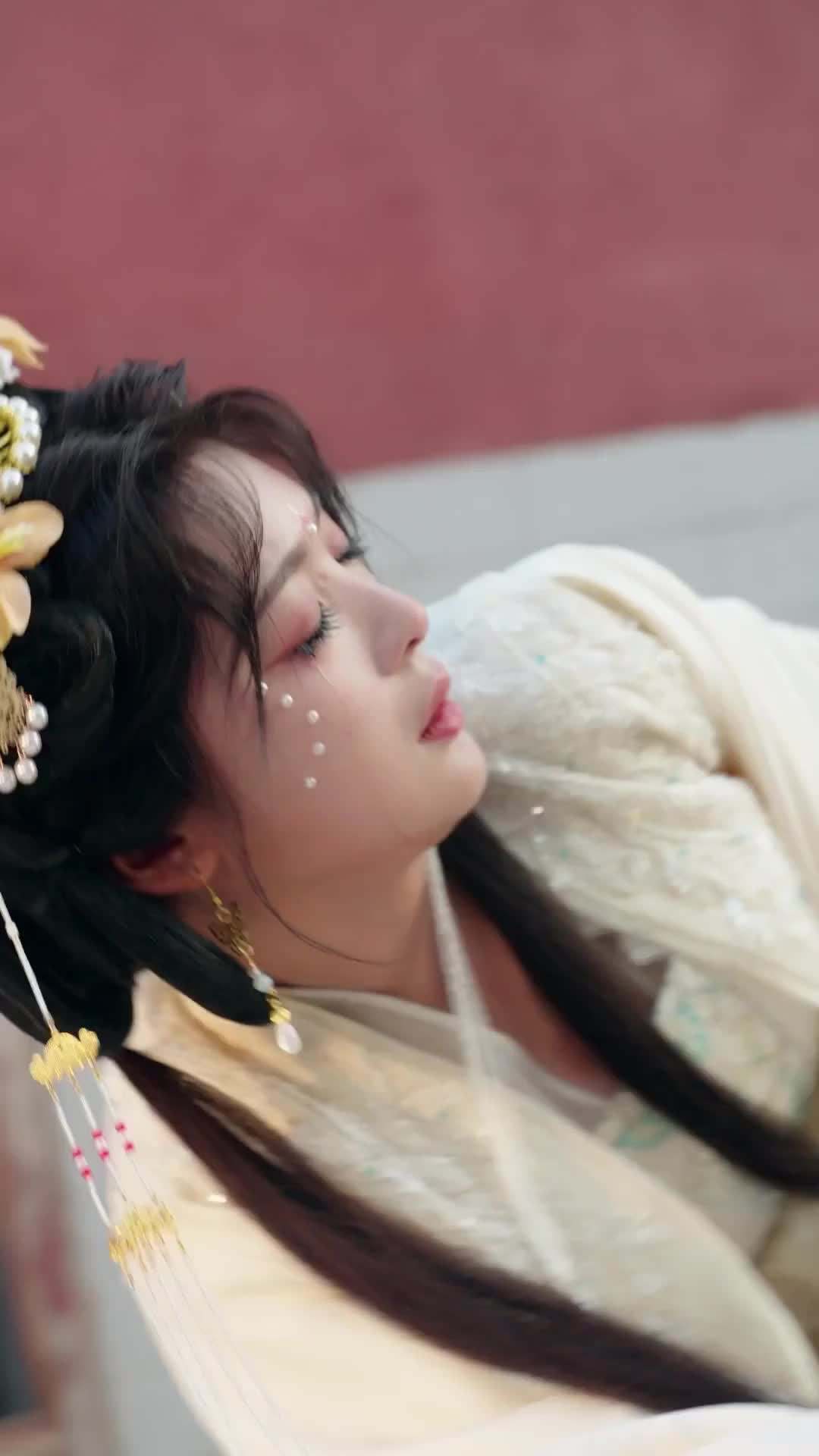Episode 9 - Goodbye, My General Husband