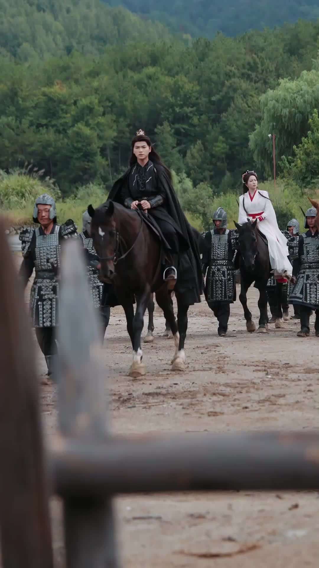 Episode 32 - The Fallen Monarch's Rise