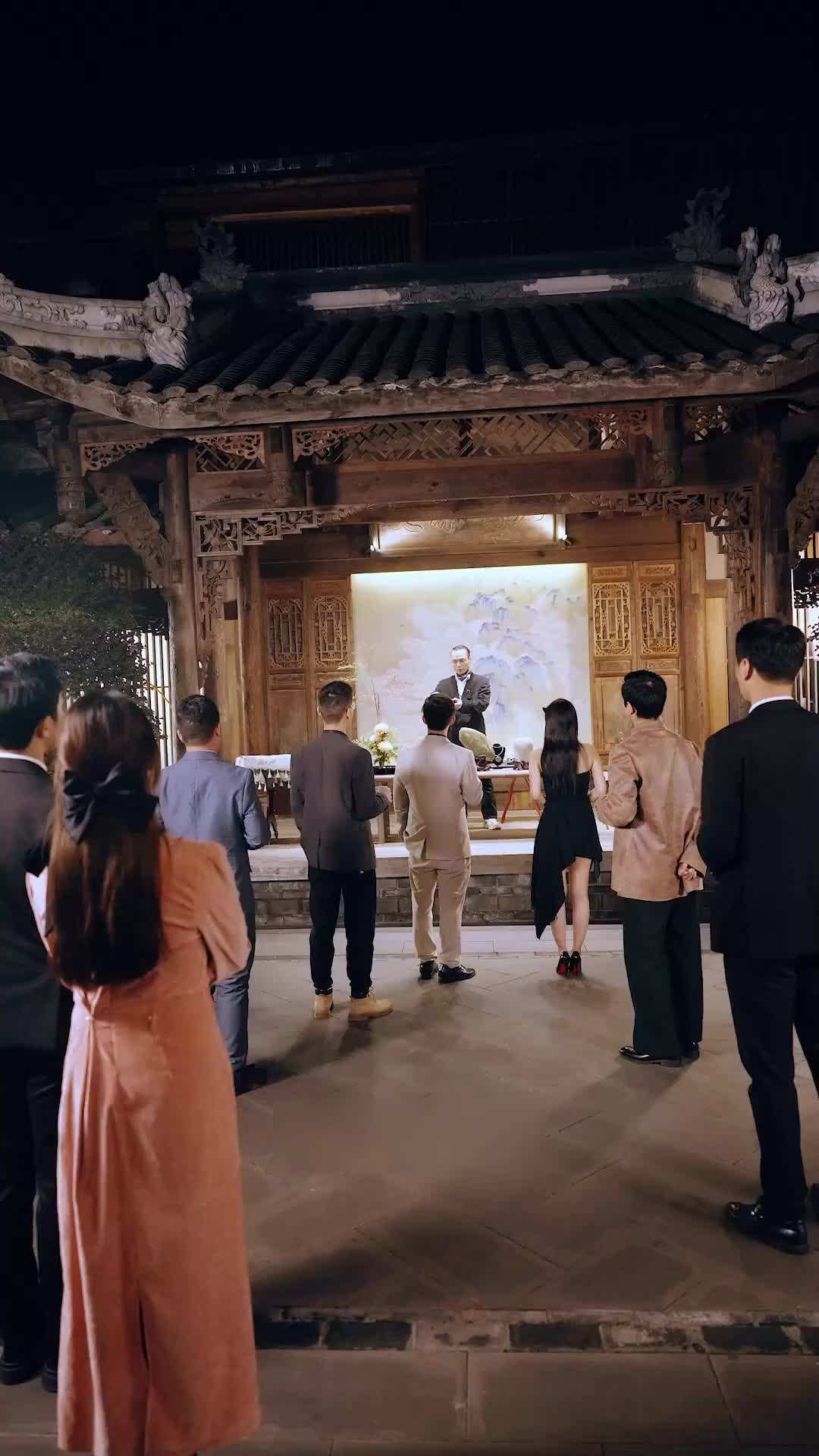 Episode 14 - CEO's Wife with Many Identities