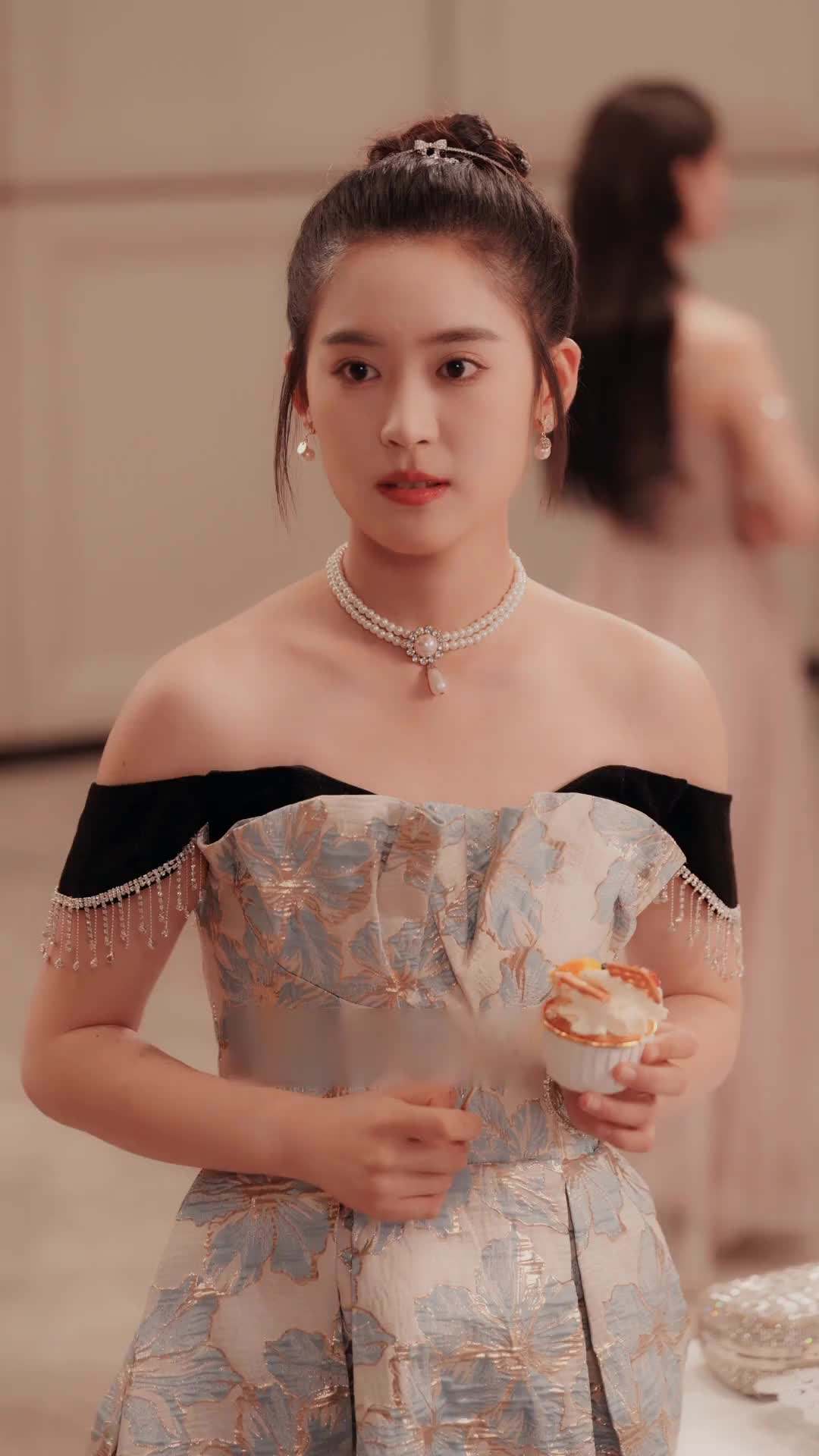 Episode 15 - Spoiled by the CEO During Pregnancy