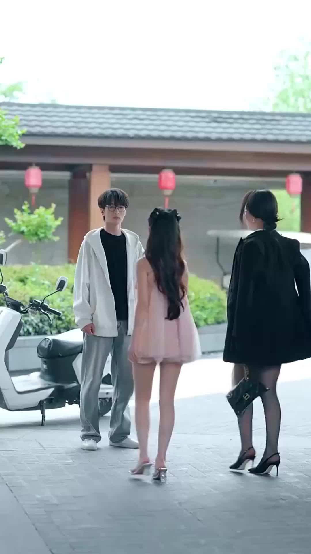 Episode 6 - In Love With My Classmate's Mom