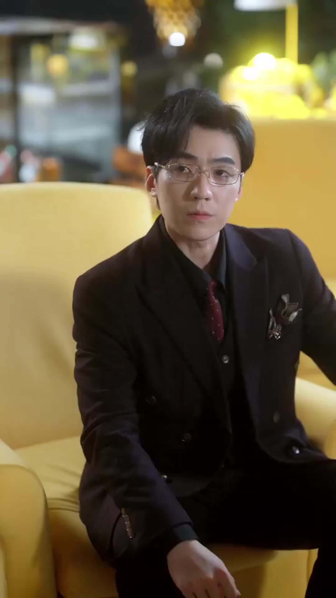 第71集 - 渣男前任把假千金當寶,真千金笑死