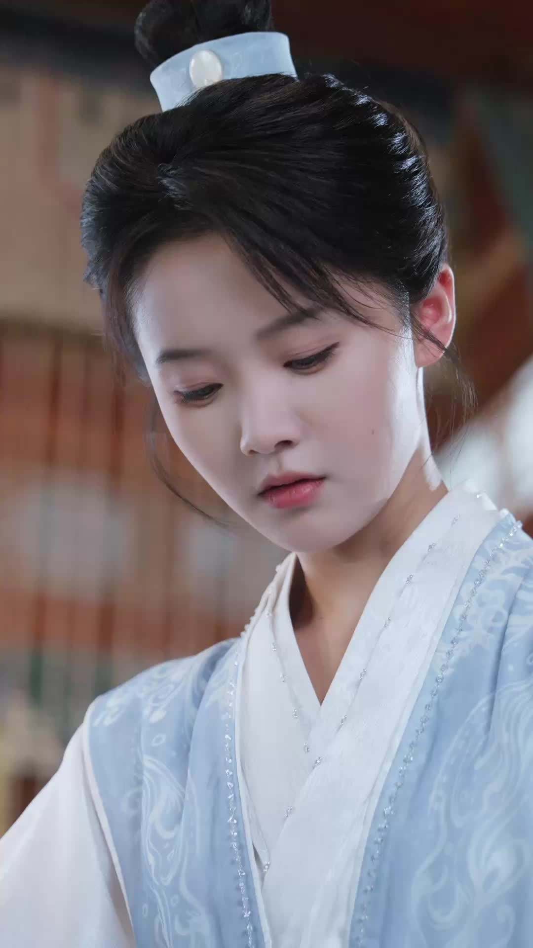Episode 3 - Your Highness, Your Family Doctor Is Actually a Girl!