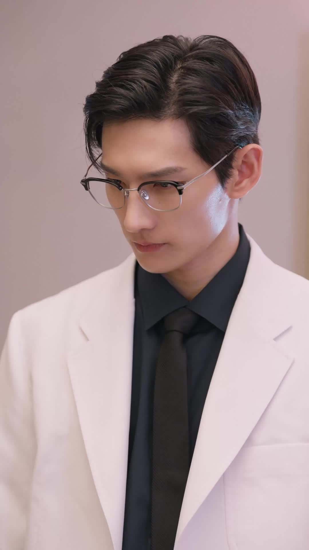 에피소드 7 - 닥터 루시퍼