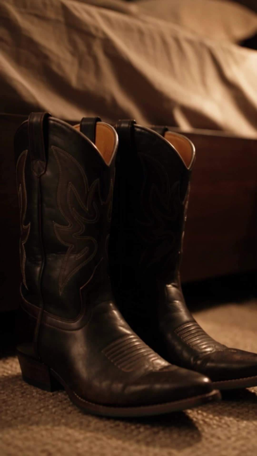 Episode 32 - In Bed with the Cowboy Who Replaced Me