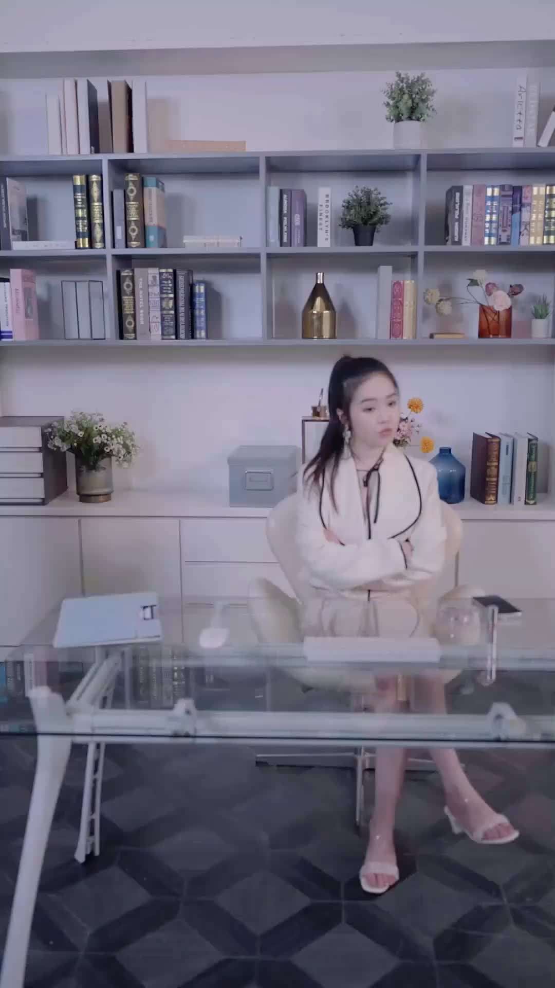 에피소드 37 - 아가씨, 사이다를 부탁해