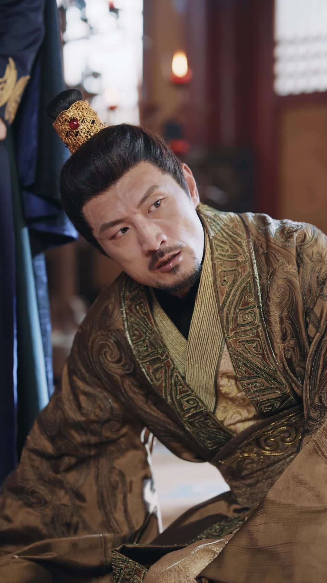Episode 34 - The Bride Hides a Crown No One Sees