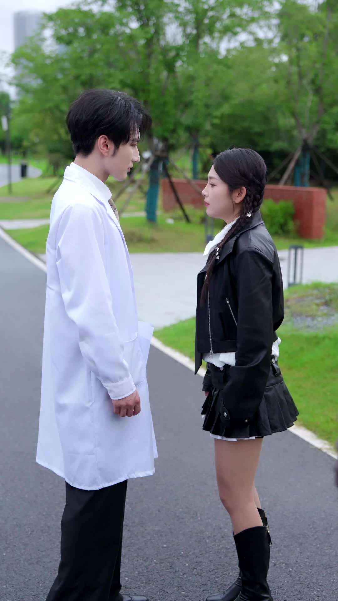 Episódio 2 - A Doce Princesa da Máfia do Professor Luke