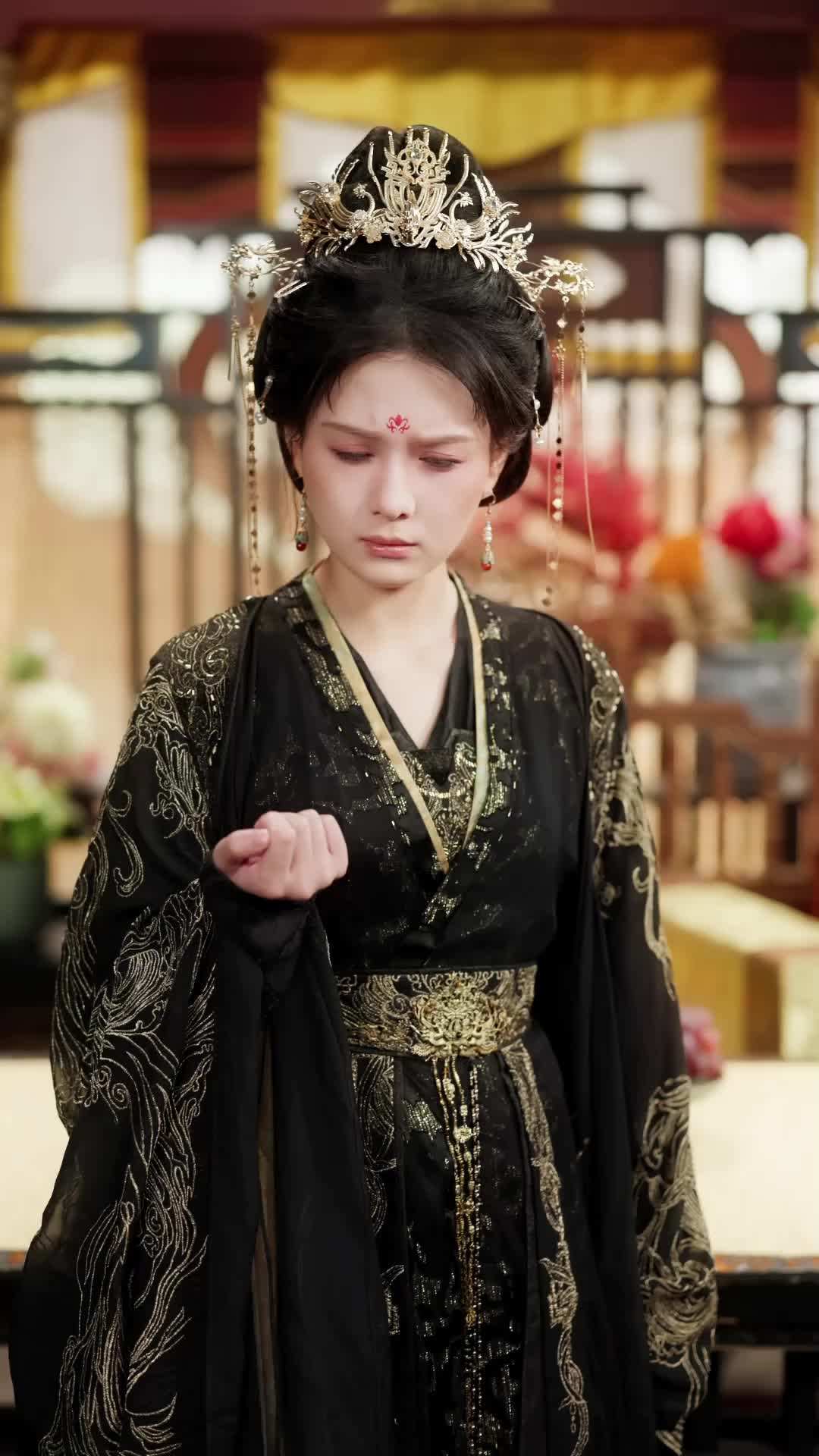 Episode 19 - She Returned as Empress