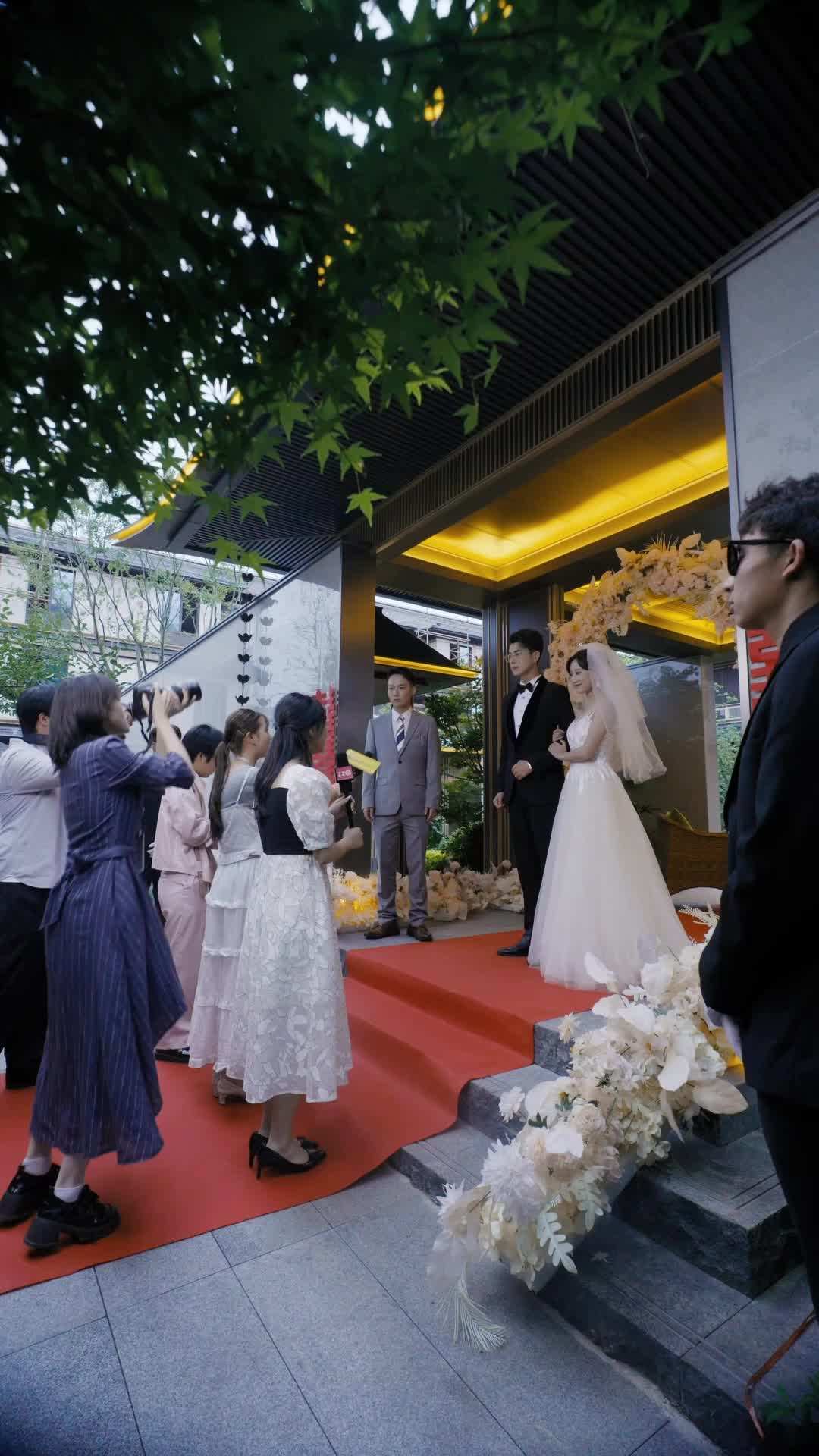 エピソード56 - 十年越しの片想い、偽装結婚から始まる