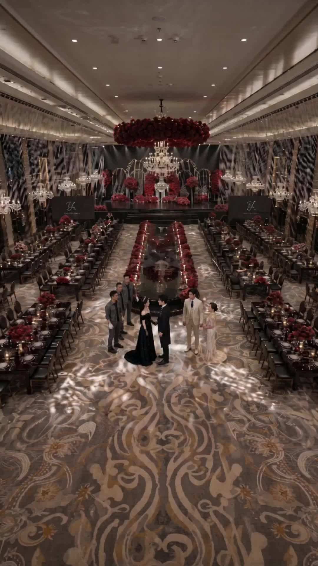 Episode 30 - Ditinggalkan Pengantin Pria, Menikah dengan Miliarder