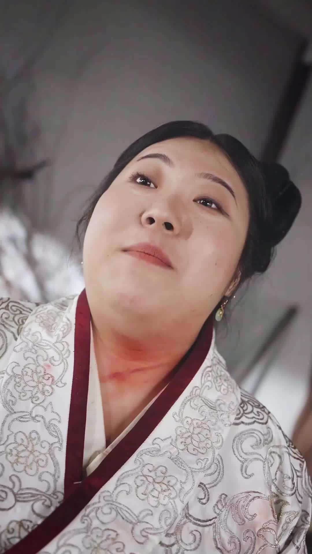 에피소드 5 - 뚱뚱한 아내로 타임슬립: 뚱보 왕비마마의 역전