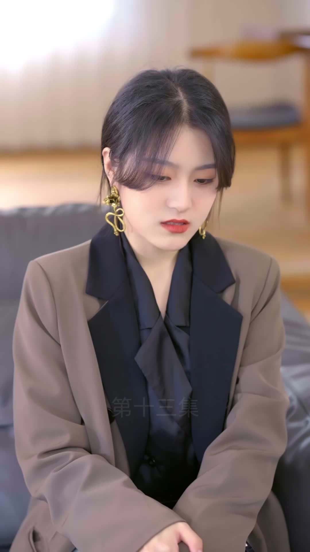 Episode 13 - Ms. CEO's Miracle Healer Boyfriend