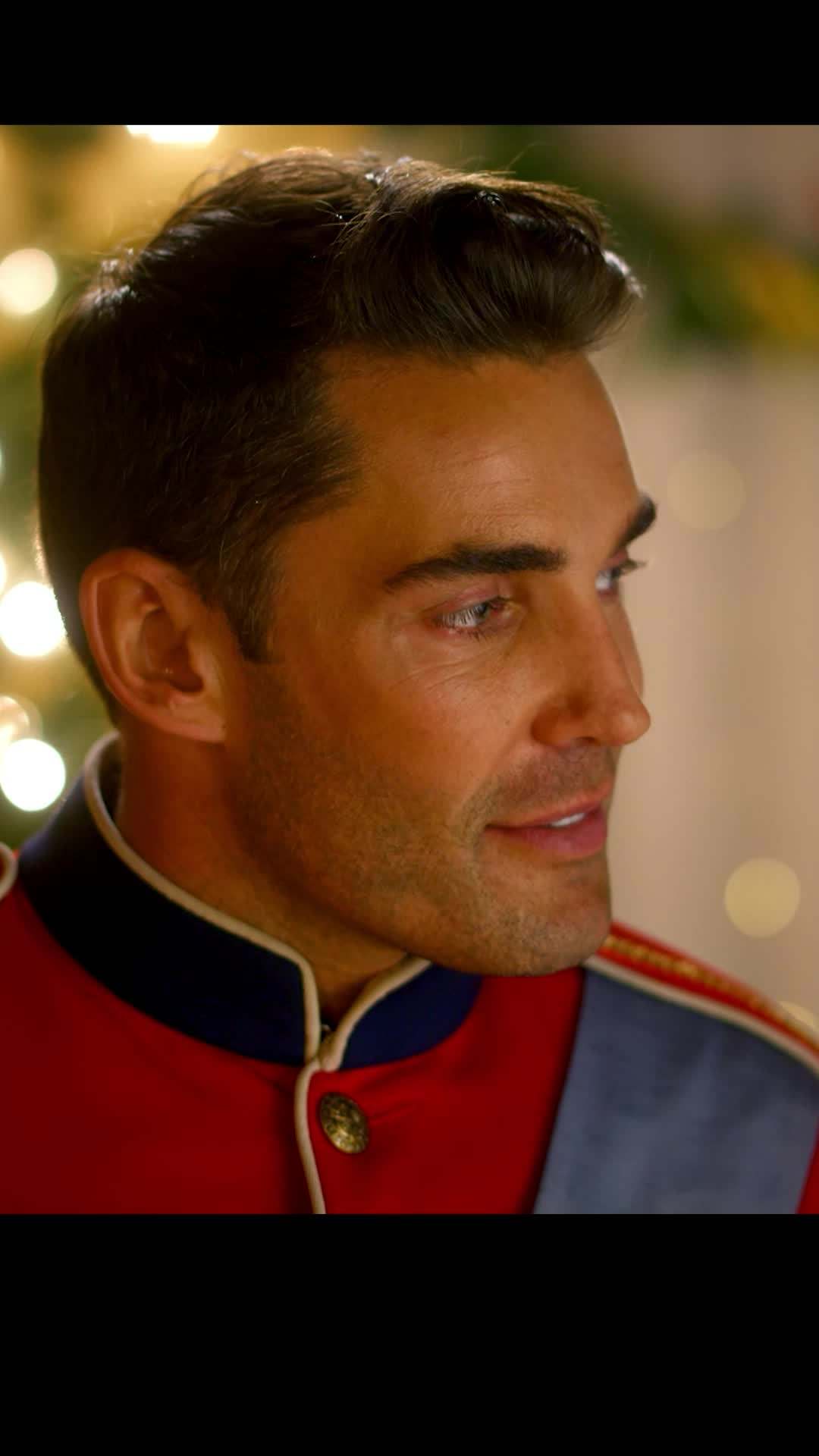 Episode 33 - Christmas with a Prince