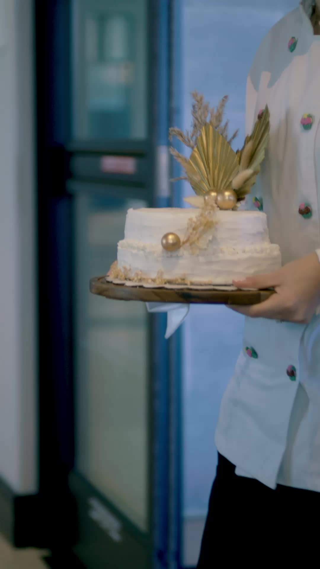 Episode 5 - Recipe For Faking A Marriage