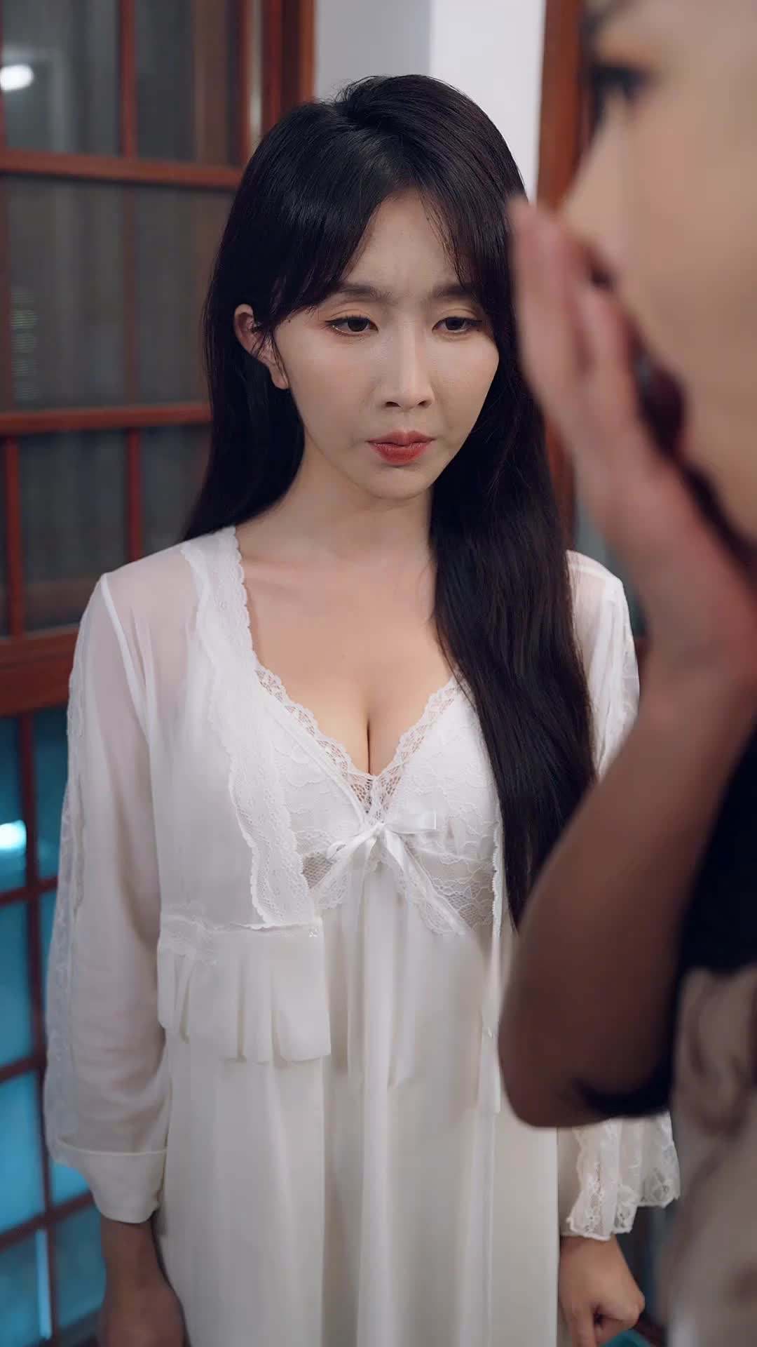 에피소드 12 - 어린 가정부
