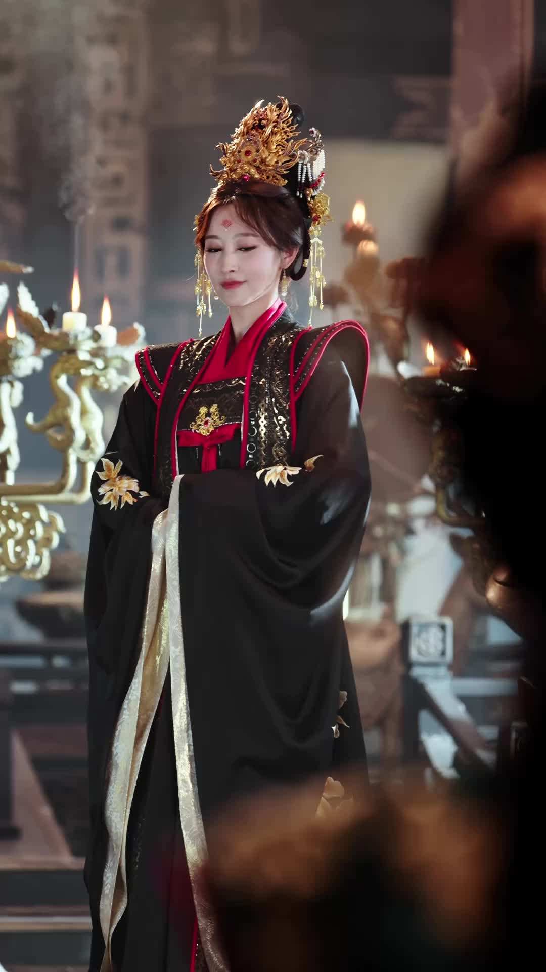 Episode 19 - Kneel, Your Majesty! The Exiled One Returns