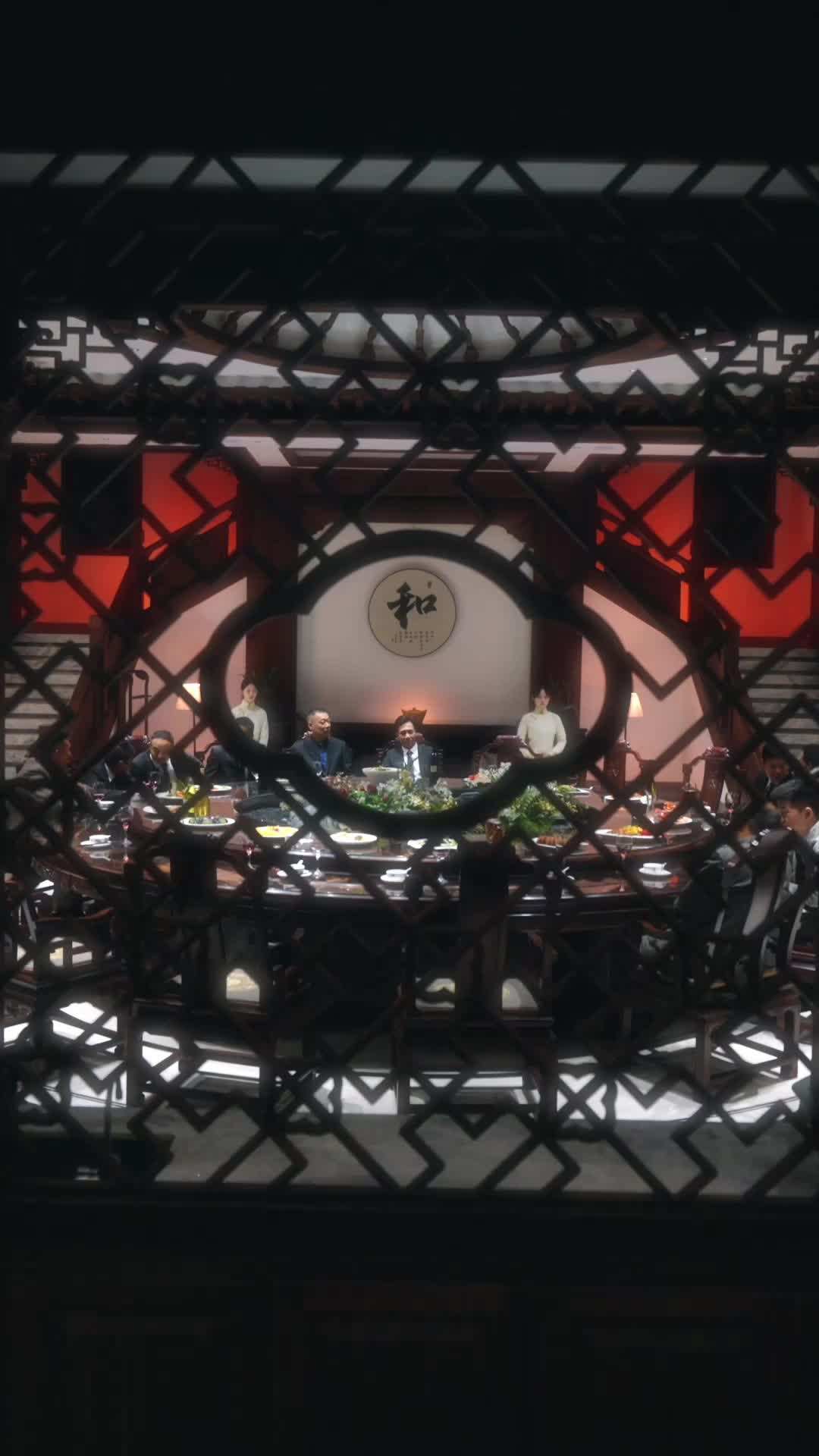 Episodul 7 - Târgul diavolului