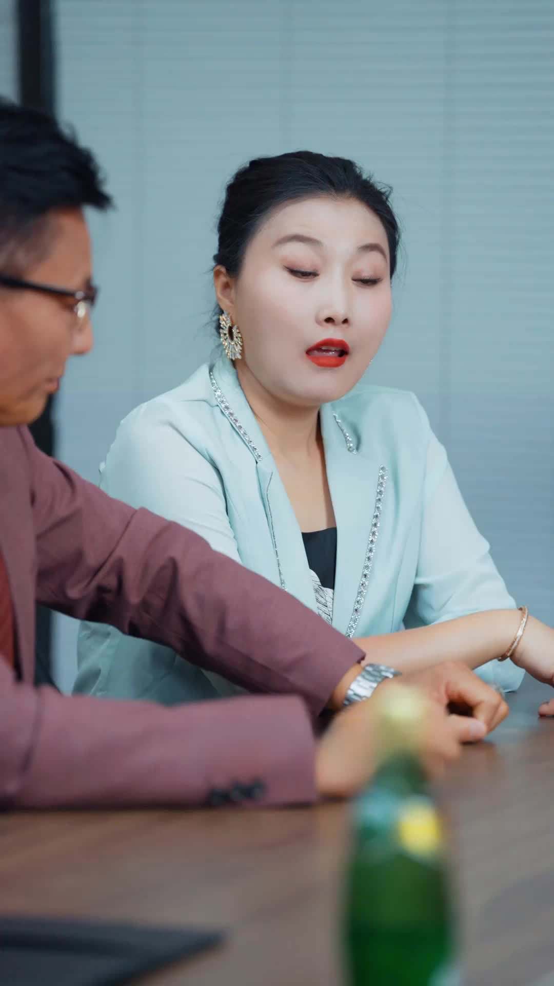 Episode 16 - 3 Months Left, The Heiress Strikes Back
